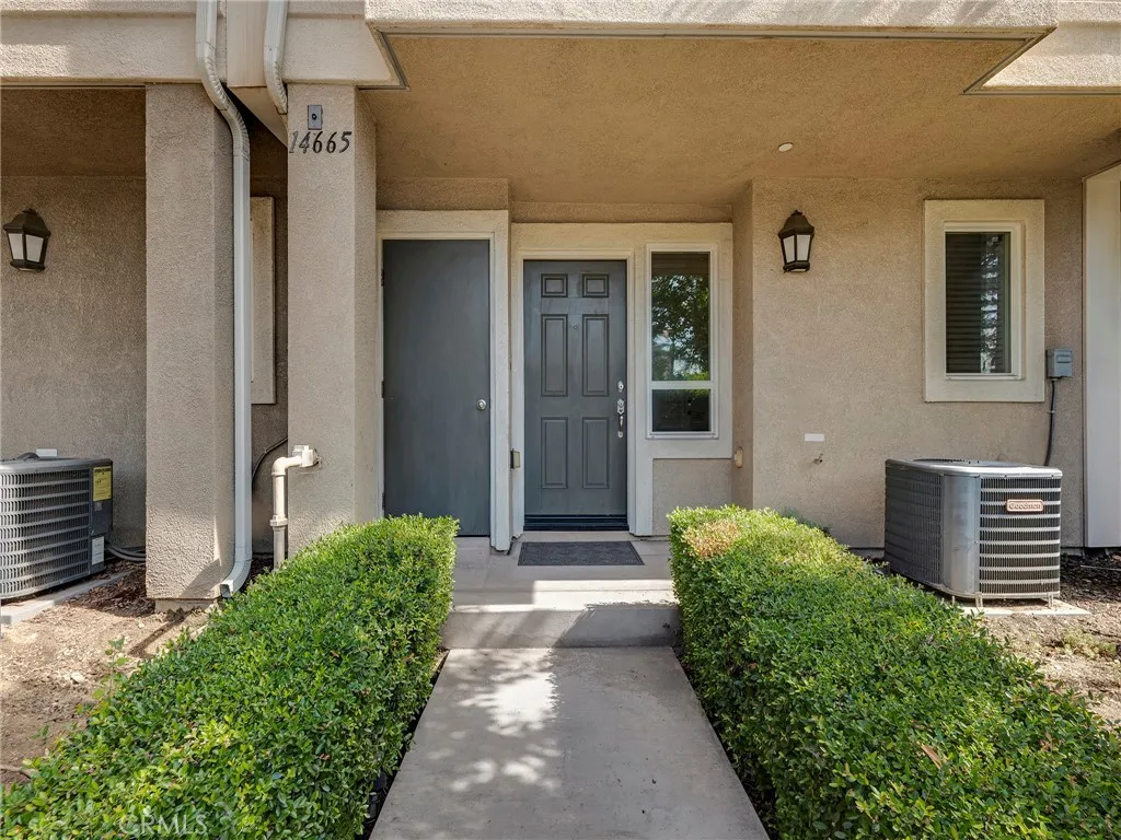 14665 Sherman Way, Van Nuys, California 91405 home-pic-4